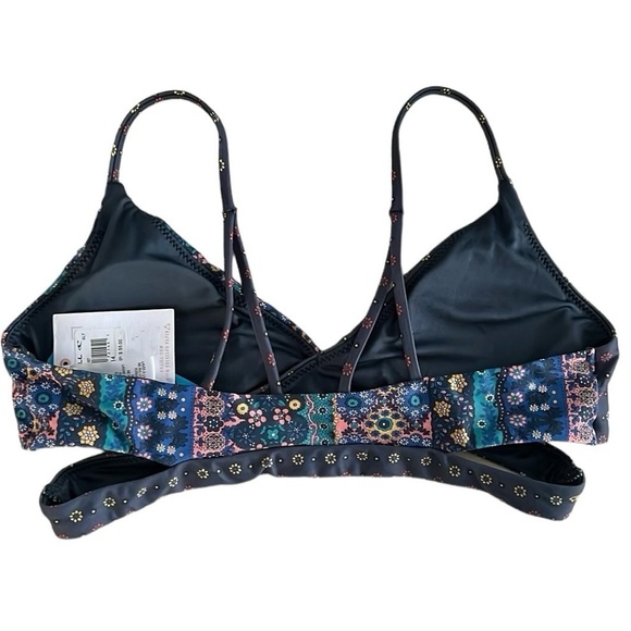 O'Neill Margot Wrap Top - Picture 11 of 13